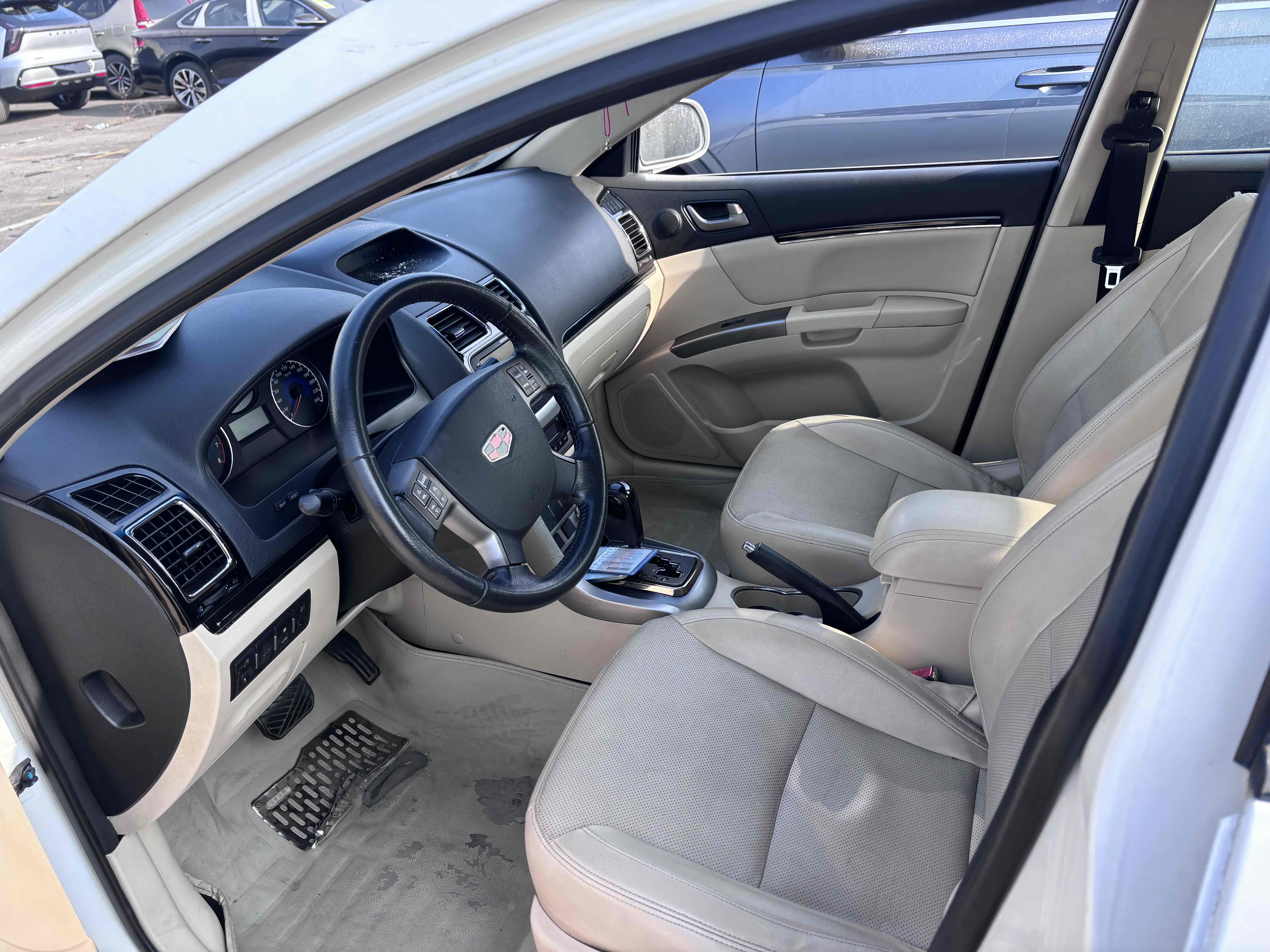 GEELY Emgrand Classic 2013 #2 GEELY Emgrand Classic 2013 car image #2