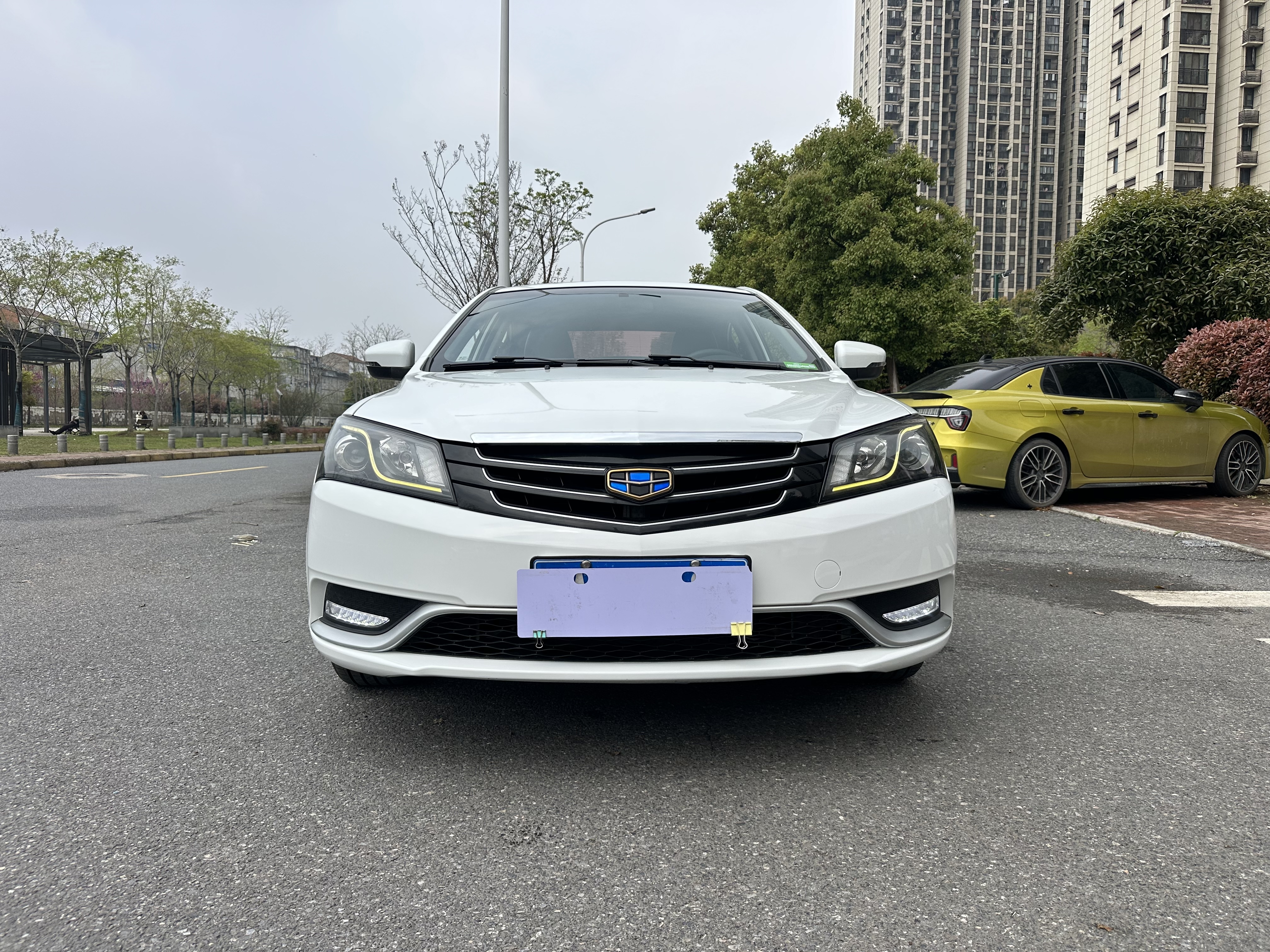 GEELY Emgrand 2016 #2 GEELY Emgrand 2016 car image #2