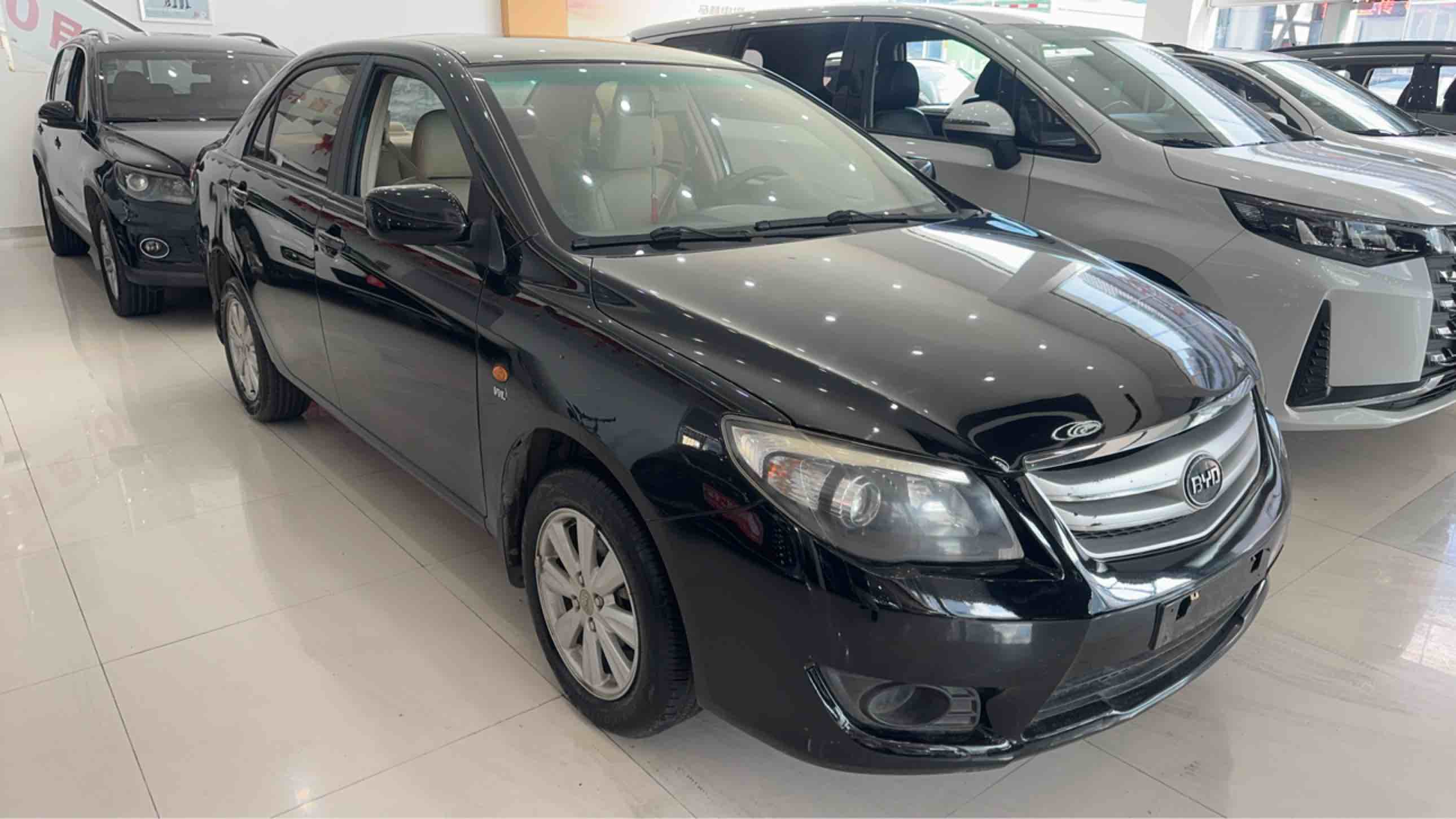 BYD L3 2013 #2 BYD L3 2013 immagine di auto #2