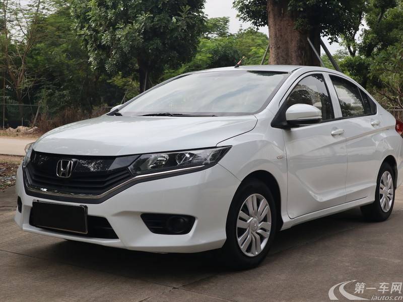 Honda Greiz 2018 #2 Honda Greiz 2018 صورة سيارة #2