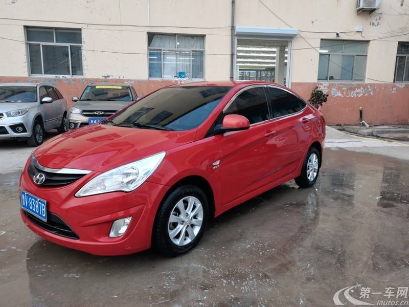 Hyundai Reina 2012 #2 Hyundai Reina 2012 car image #2