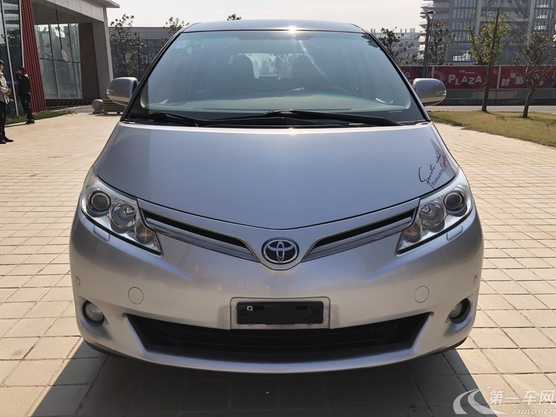 Toyota Previa 2011 car image #2