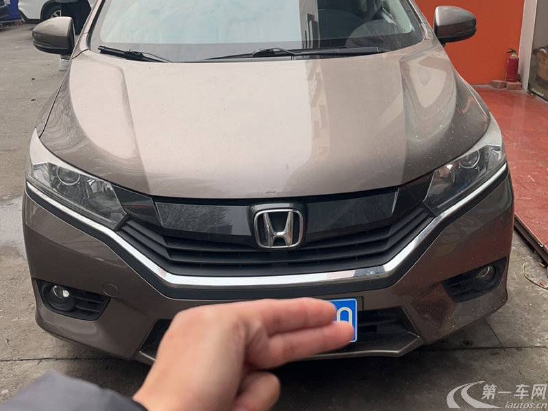 Honda Greiz 2016 #2 Honda Greiz 2016 صورة سيارة #2