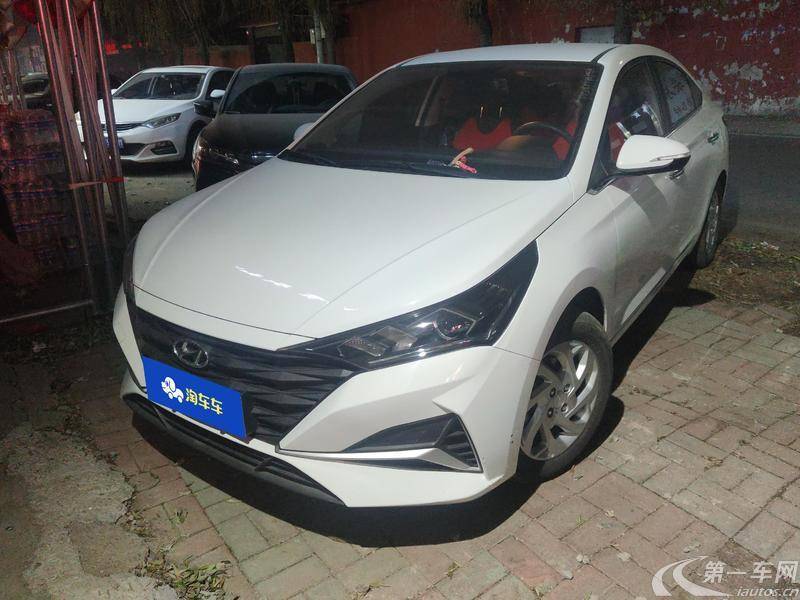 Hyundai Verna 2022 car image #2