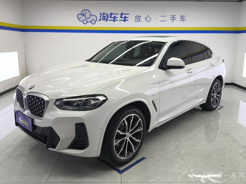 BMW X4 M40i 2024 #2 BMW X4 M40i 2024 car image #2