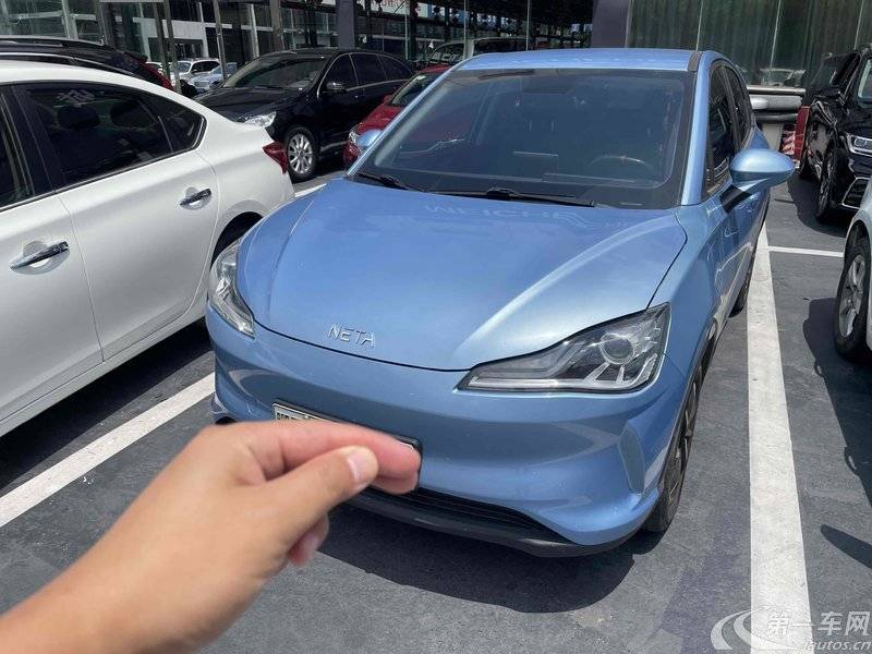 哪吒汽车 哪吒N01 2021 汽车图片 #2