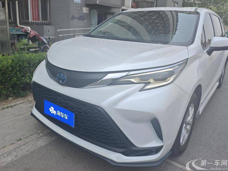 Toyota Granvia 2023 immagine di auto #2