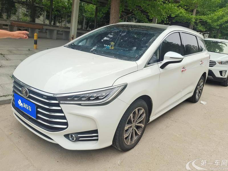 BYD Song MAX 2019 car image #2