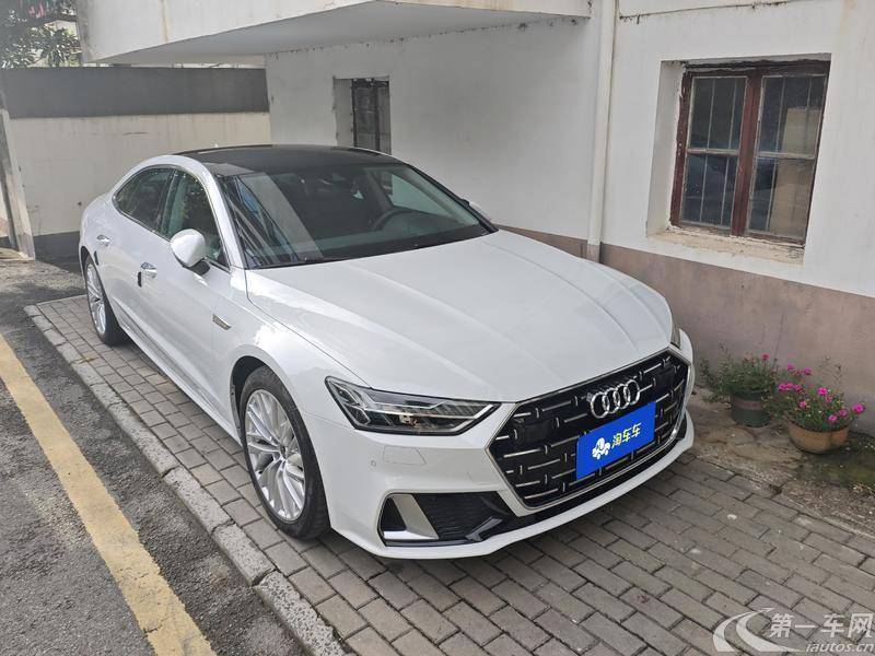 Audi A7L 2023 immagine di auto #2