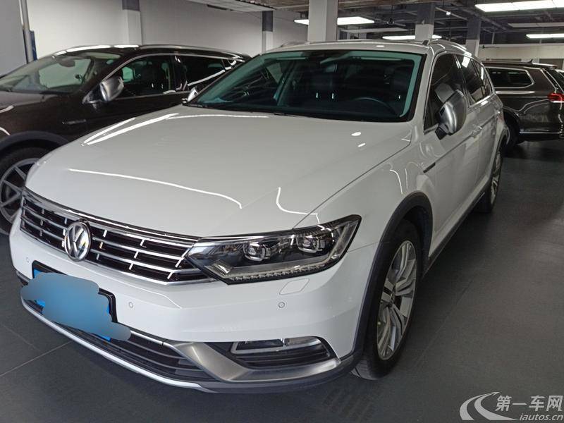 Volkswagen Passat Variant 2018 immagine di auto #2