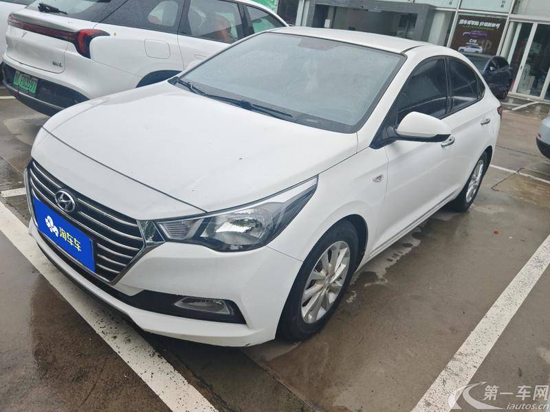 Hyundai Verna 2018 car image #2