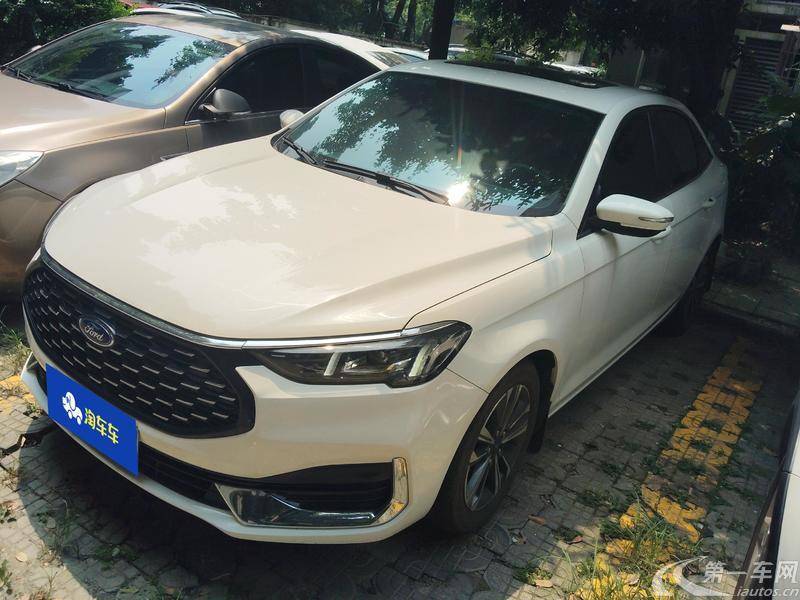 Ford Escort 2017 car image #2