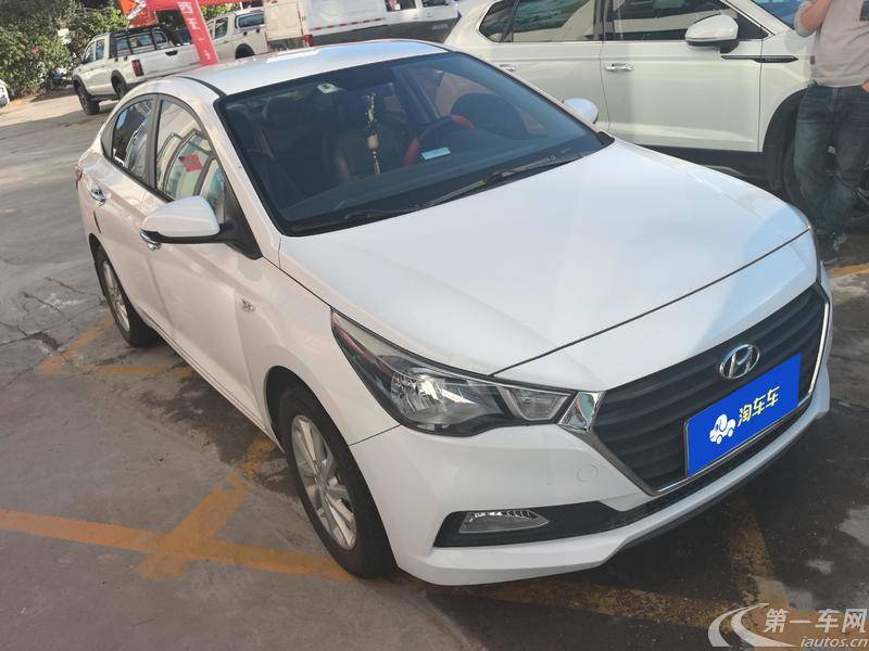 Hyundai Verna 2017 car image #2