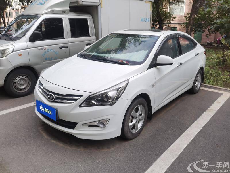Hyundai Reina 2015 car image #2