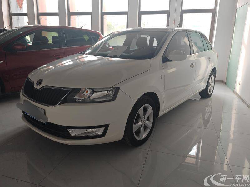 Skoda Rapid Spaceback 2017 car image #2