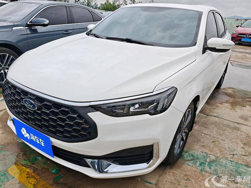 Ford Escort 2022 car image #2