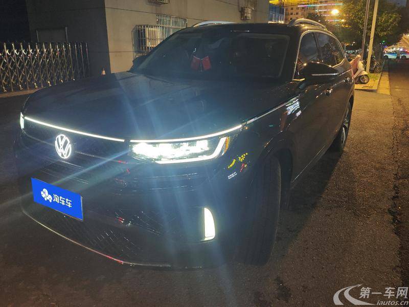 Volkswagen Tavendor 2023 car image #2