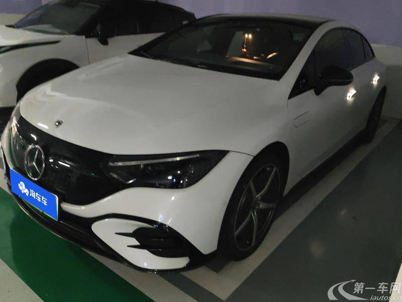 Mercedes-Benz EQE SUV AMG 2022 car image #2