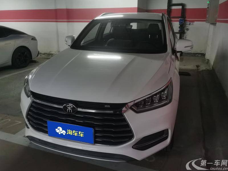 BYD Song 2018 car image #2