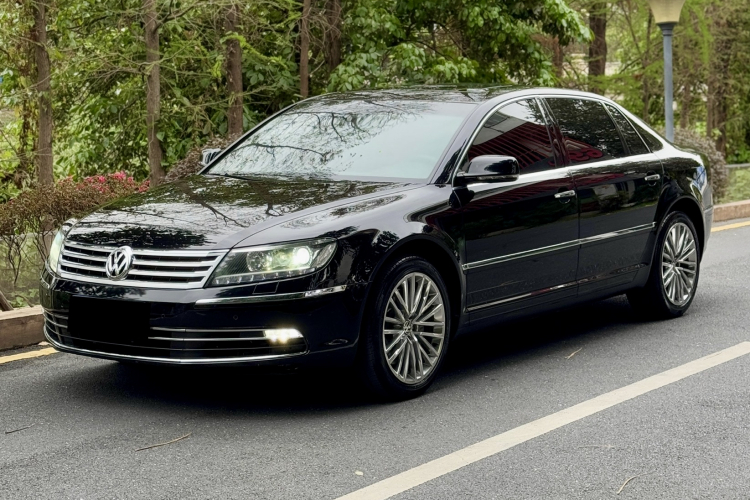 Volkswagen Pheaton 2016 imagen de coche #2