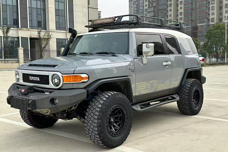 Toyota FJ Cruiser 2020 imagem de carro #2