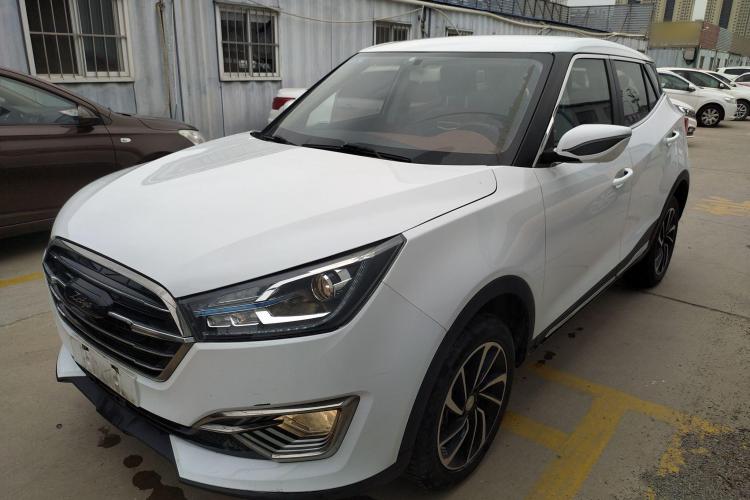 众泰 众泰T300 2017 汽车图片 #2