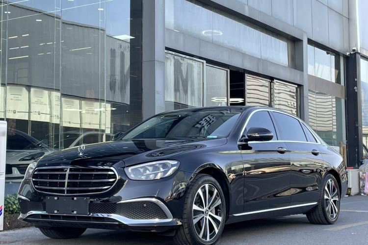 Mercedes-Benz E Class New Energy 2021 car image #2