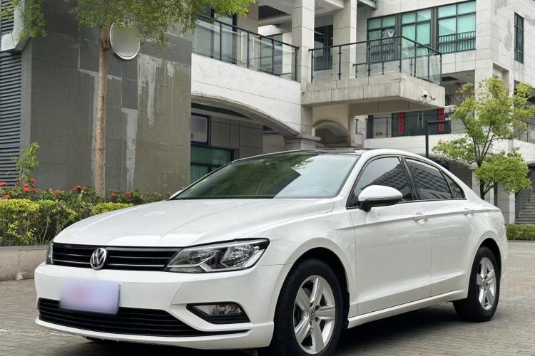 Volkswagen Lamando 2018 immagine di auto #2