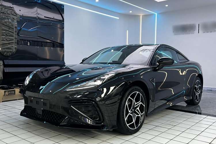 哪吒汽车 哪吒GT 2023 汽车图片 #2