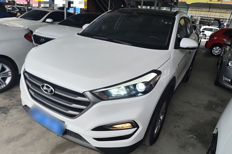 Hyundai Tucson (Imported) 2016 #2 Hyundai Tucson (Imported) 2016 car image #2
