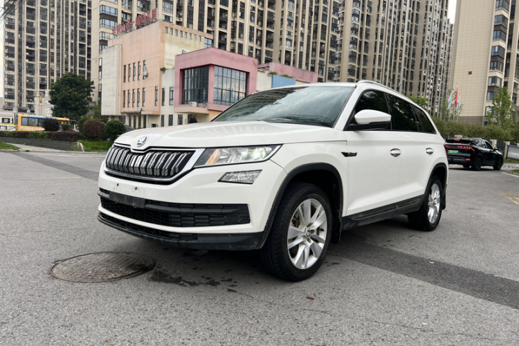 Skoda Kodiaq 2018 imagen de coche #2