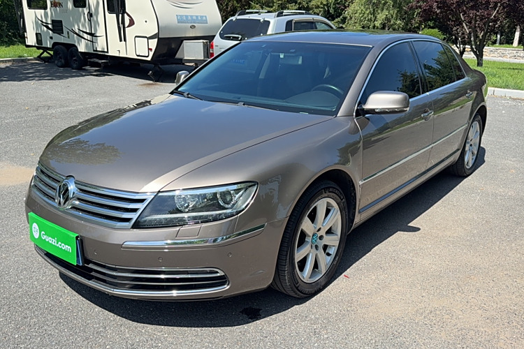Volkswagen Pheaton 2016 imagen de coche #2