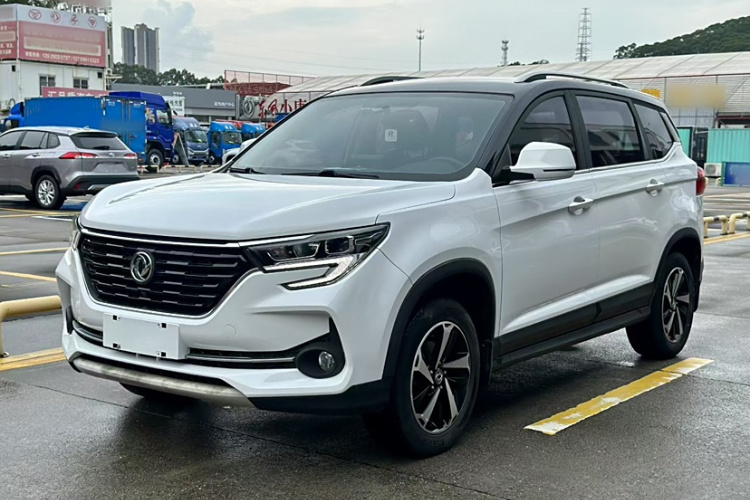 T5 2019 car image #2