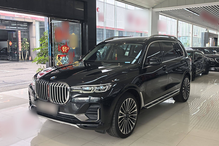 BMW X7 M60i 2022 #2 BMW X7 M60i 2022 car image #2