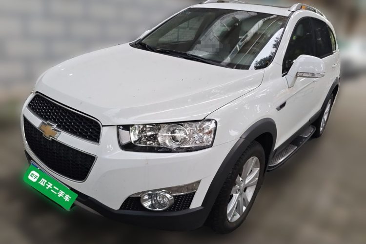Chevrolet Captiva (Imported) 2015 car image #2