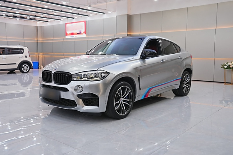 BMW X6 M 2017 صورة سيارة #2