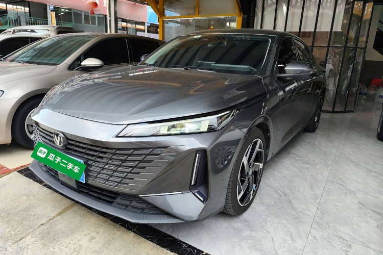 Changan Lamore 2023 #2 Changan Lamore 2023 car image #2