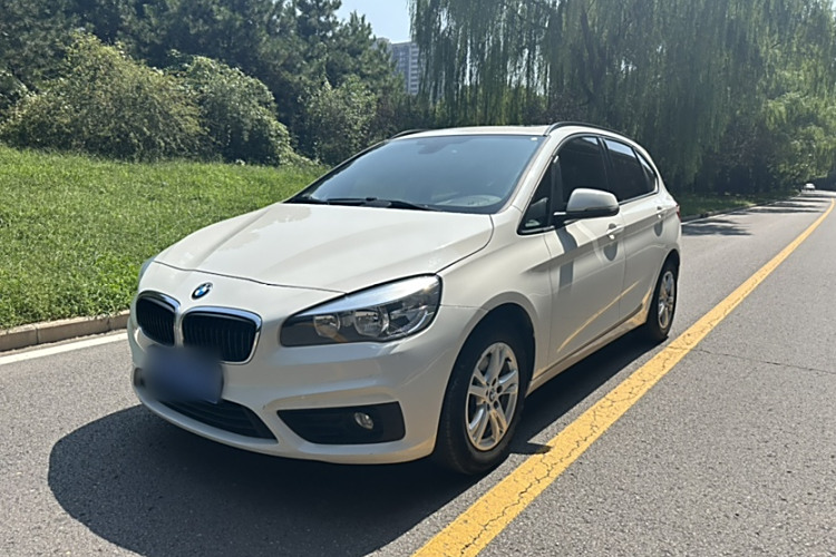 BMW 2 Series Tourer (Imported) 2015 #2 BMW 2 Series Tourer (Imported) 2015 car image #2