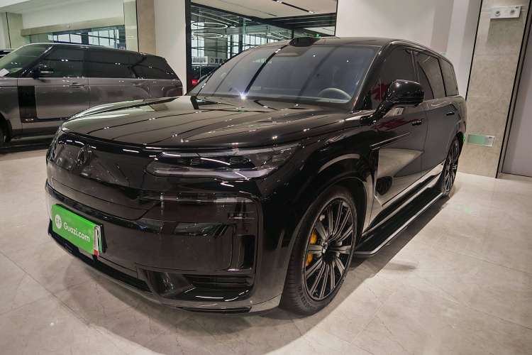 Denza N9 2025 car image #2