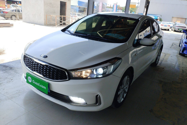 Kia K3 2017 #2 Kia K3 2017 car image #2
