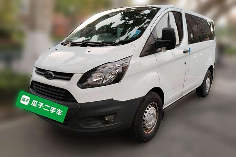 Ford Transit 2022 car image #2