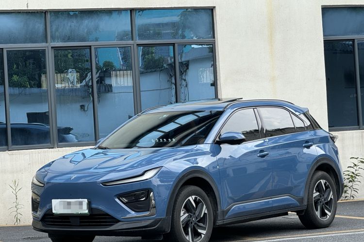 哪吒汽车 哪吒X 2023 汽车图片 #2