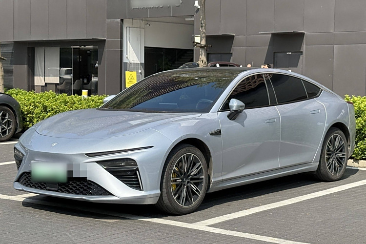 哪吒汽车 哪吒S 2023 汽车图片 #2