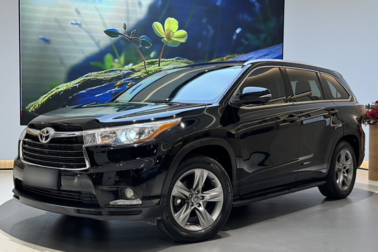 Toyota Highlander (Imported) 2016 car image #2