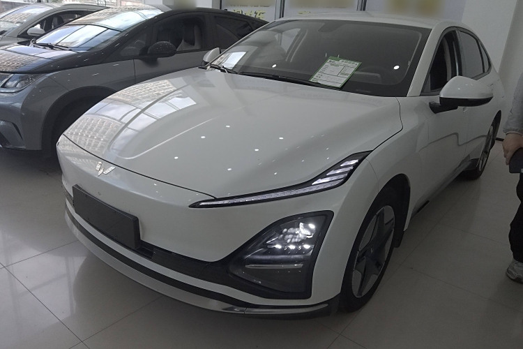 五菱汽车 五菱E5 2024 汽车图片 #2