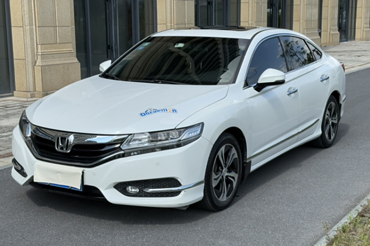 Honda Spirior 2016 car image #2