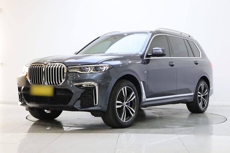 BMW X7 M60i 2020 immagine di auto #2
