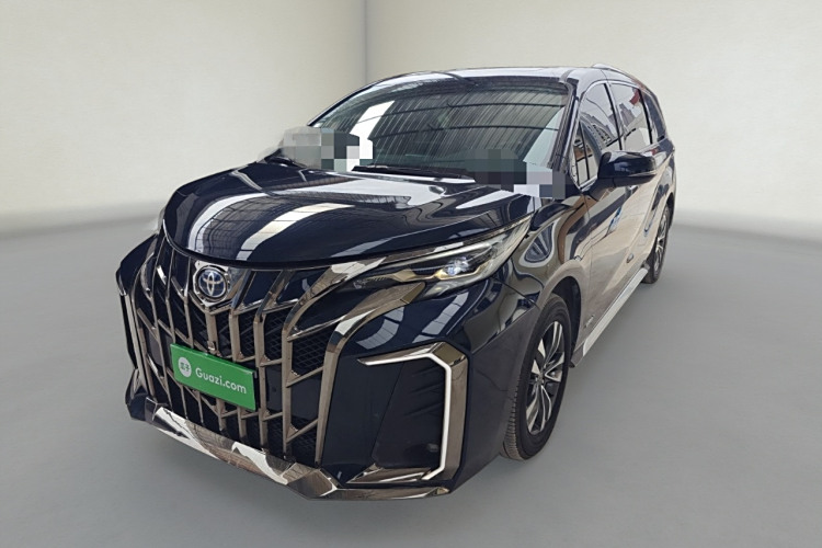 Toyota Granvia 2023 immagine di auto #2