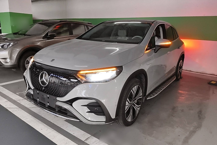 Mercedes-Benz EQE SUV 2023 #2 Mercedes-Benz EQE SUV 2023 car image #2