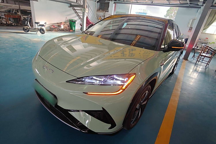 BYD Sea Lion 07 EV 2025 #2 BYD Sea Lion 07 EV 2025 car image #2